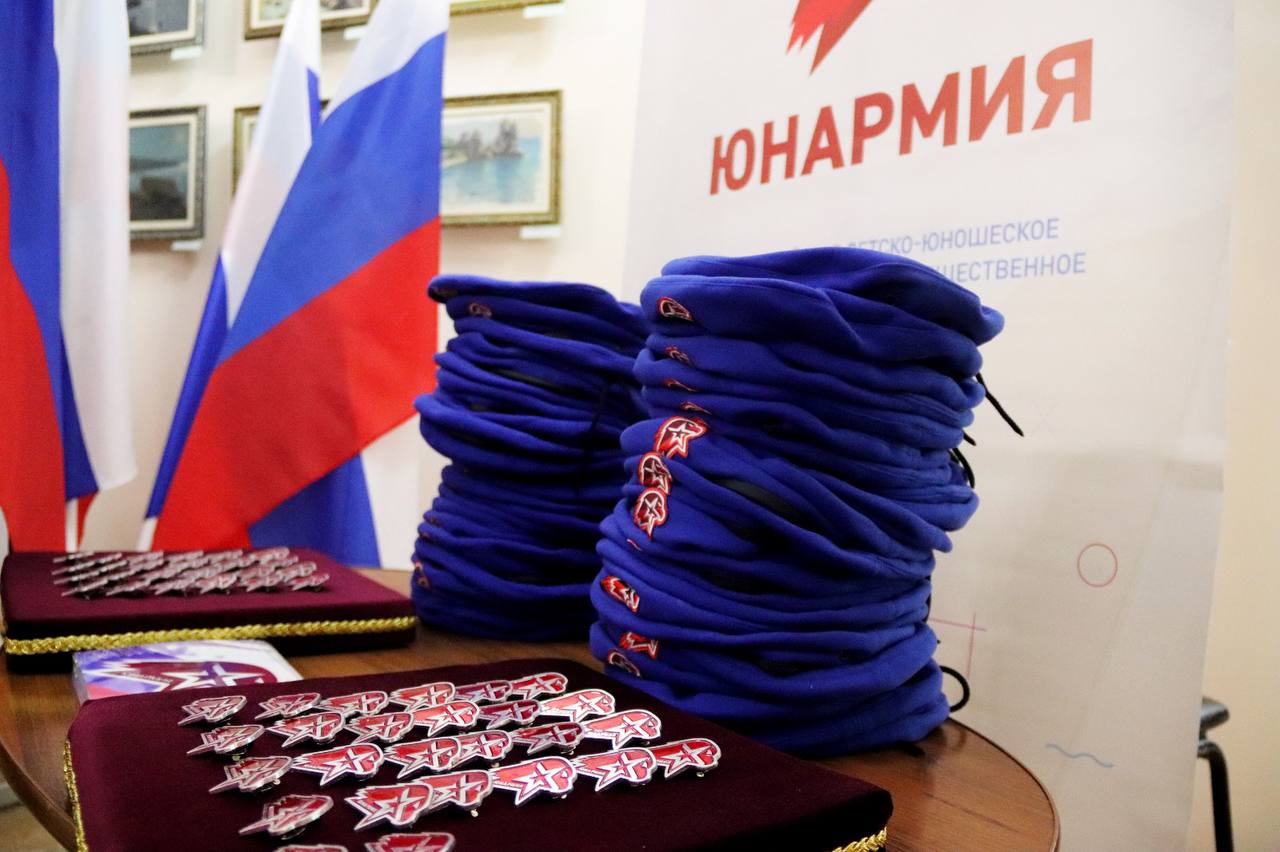 Ряды Всероссийского движения «ЮНАРМИЯ» пополнили прикумские школьники.