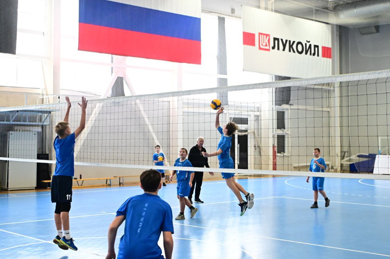 Первенство Ставропольского края по волейболу среди юношей 2012 года рождения проходит на базе спортивной школы «Лукоморье».