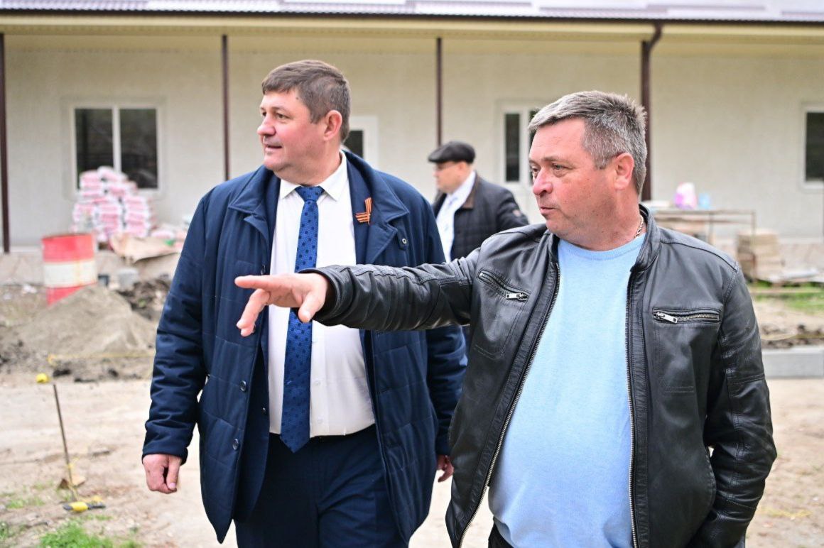 В Детском оздоровительно-образовательном центре имени Гагарина ведется реконструкция спального корпуса и пищеблока.