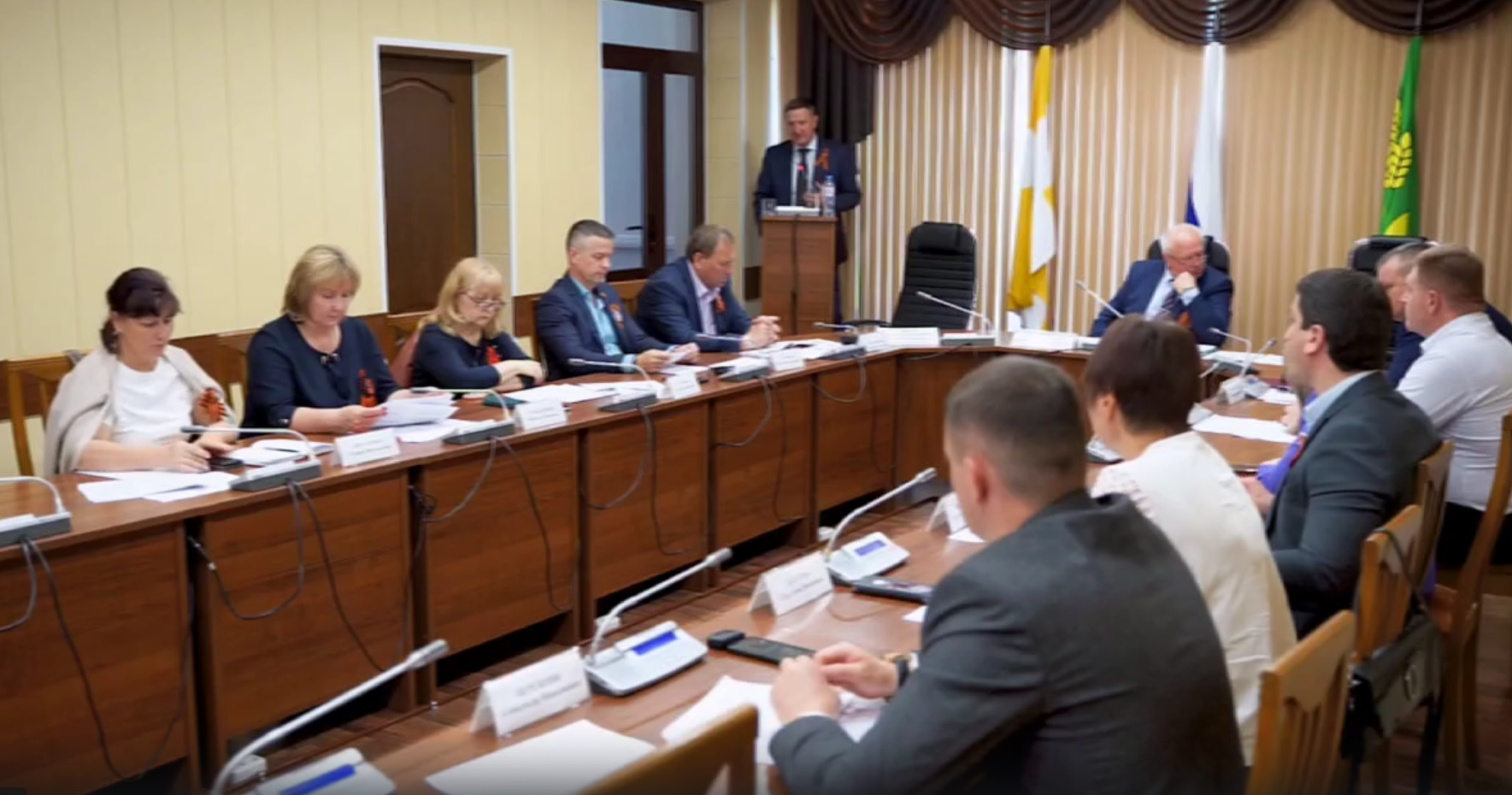 О работе за прошлый год отчитался глава Буденновского округа Сергей Савченко на очередном заседании Думы.